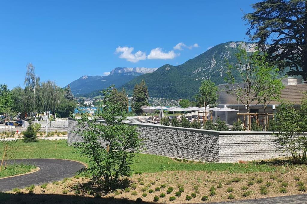 Reflet Du Veyrier 4 Etoiles - Proche Lac & Vieille Ville, Garage Prive, Secteur Recherche アヌシー エクステリア 写真